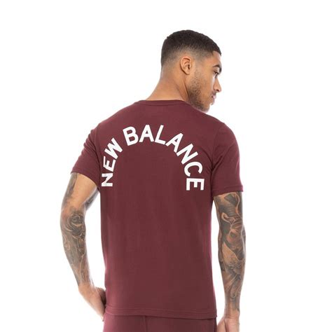 Stand Out in Style: Men's Burgundy Graphic Tees on Trend Now!